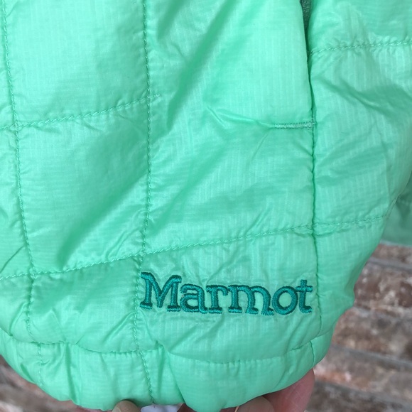 Marmot spring green puffer jacket. XS. - Picture 2 of 11